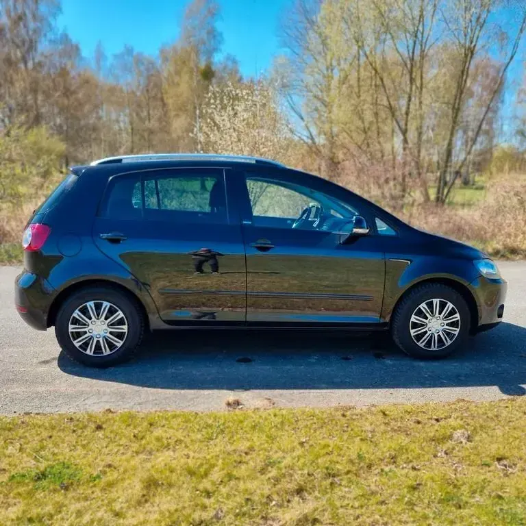 Gebraucht VW Golf Plus Match 122 PS (89 kW) 2012 Schwarz Van / Kleinbus