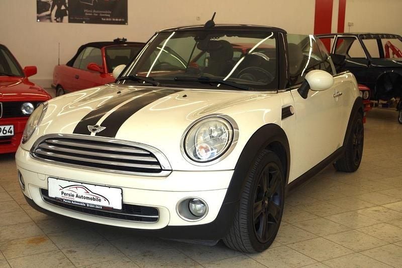 Weiß Gebraucht 2009 Mini Cooper Cabriolet Cabrio | 2.950 € (Superpreis) - Bild 1/4
