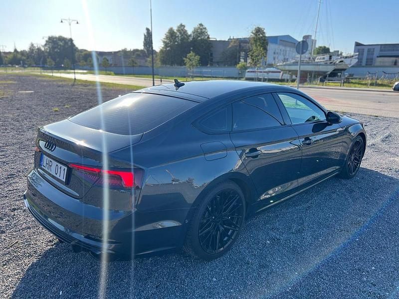 Gebraucht Audi A5 Sportback Sport 252 PS (185 kW) 2017 Grau Kleinwagen