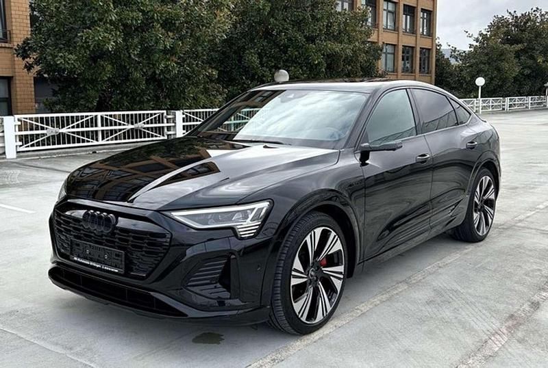 Mythosschwarz Gebraucht 2023 Audi Q8 e-tron S-Line SUV | 57.900 € (Guter Preis) - Bild 1/4