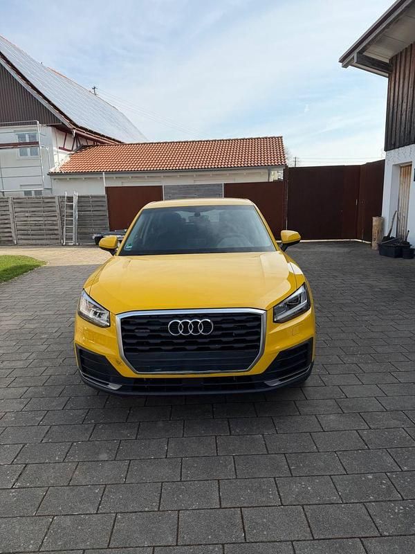 Second-hand Audi Q2 150 CP (110 kW) 2017 Galben SUV