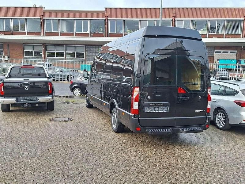 Gebraucht Renault Master 163 PS (119 kW) 2019 Schwarz Van