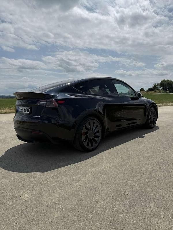 Gebraucht Tesla Model Y Performance 392 kW (534 PS) 2024 SUV