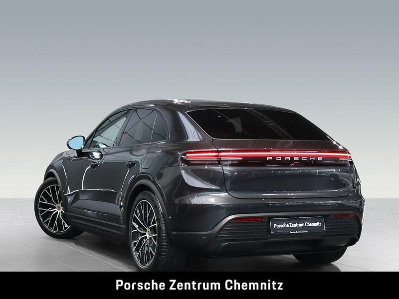 Gebraucht Porsche Macan 4 Electric 300 kW (408 PS) 2026 Grau SUV