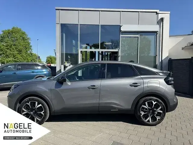 Gebraucht Citroën C4 131 PS (96 kW) 2025 Grau SUV