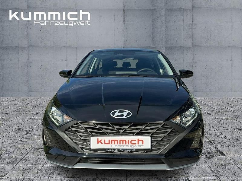 Gebraucht Hyundai i20 Select 79 PS (58 kW) 2025 Schwarz Kleinwagen