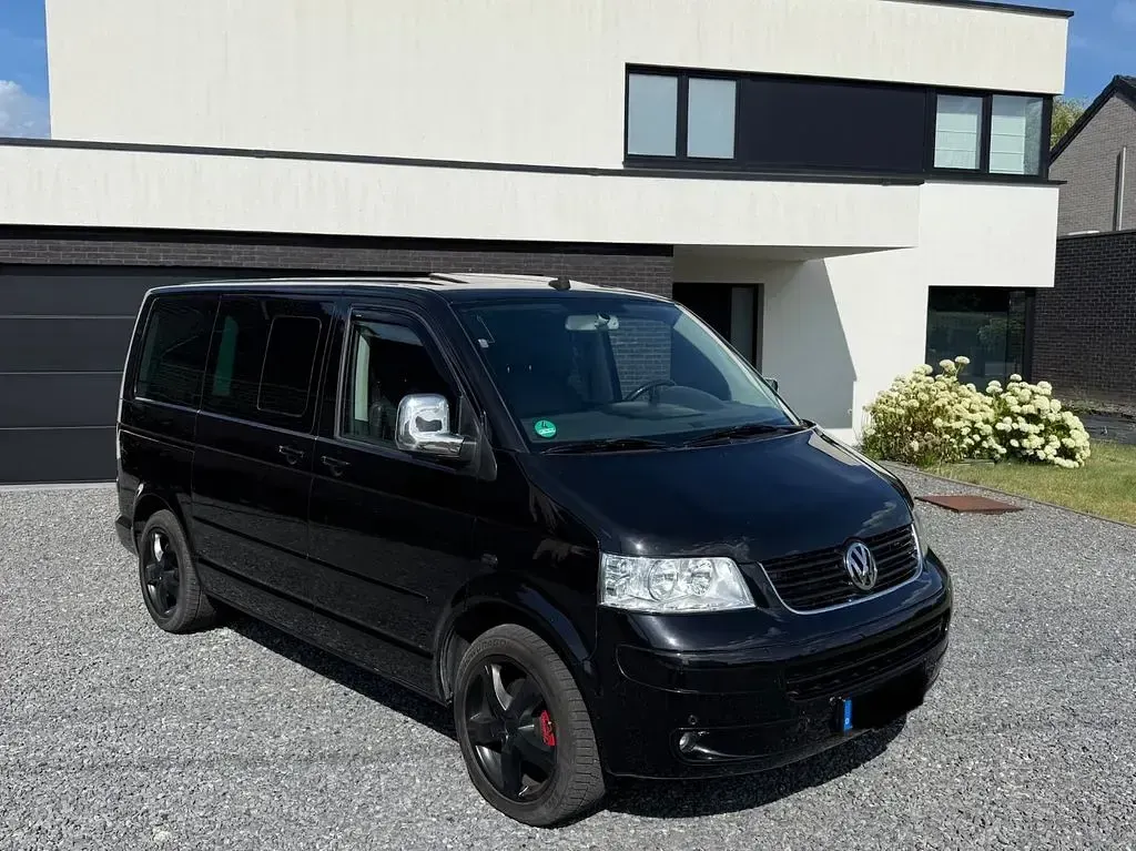 Gebraucht VW Multivan Highline 174 PS (127 kW) 2008 Schwarz Van / Kleinbus
