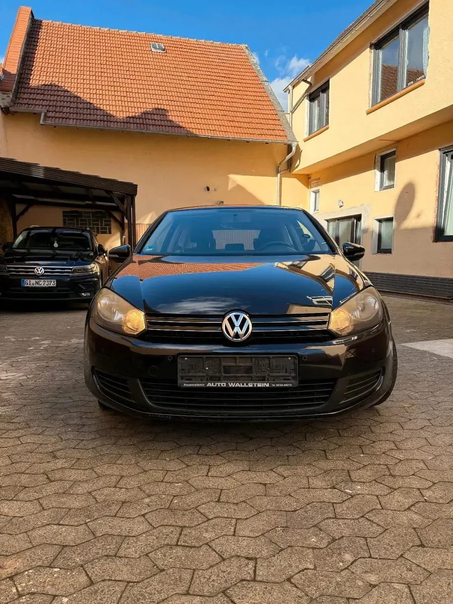 Second-hand VW Golf VI 122 CP (89 kW) 2009 Negru Hatchback