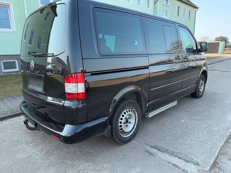 Second-hand VW T5 174 CP (127 kW) 2005 Negru Van