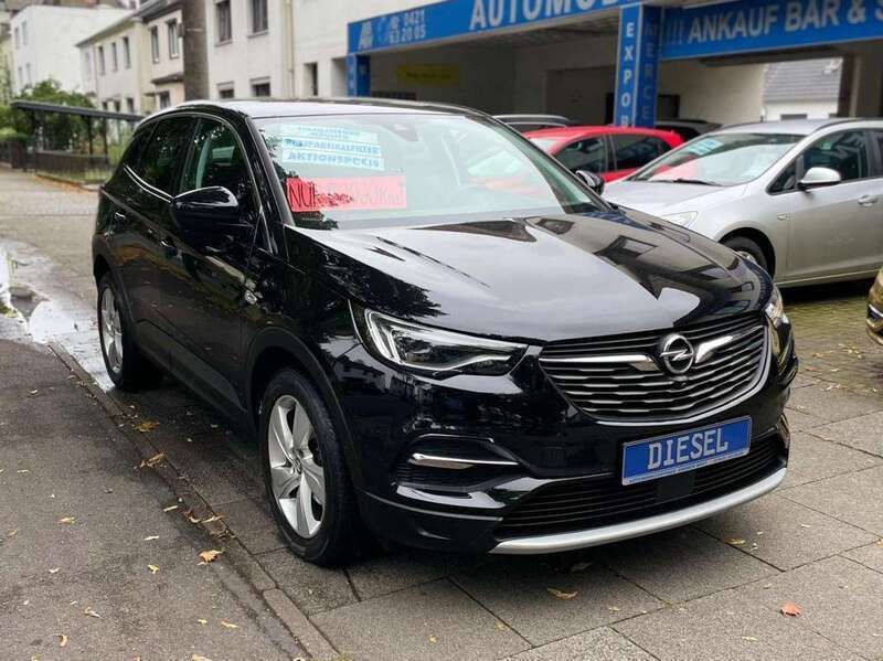 Diamant schwarz/karbon schwarz Gebraucht 2017 Opel Grandland X Dynamic SUV | 15.500 € (Fairer Preis) - Bild 1/4