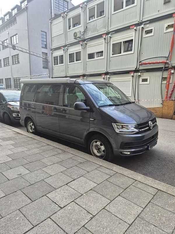 Gebraucht VW California Beach 199 PS (146 kW) 2018 Grau Van