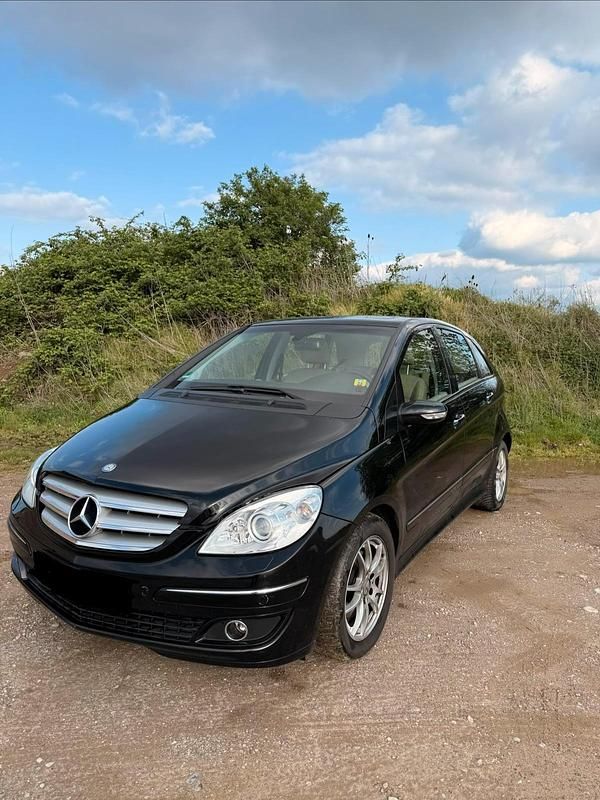 Gebraucht Mercedes B200 193 PS (141 kW) 2007 Schwarz Van / Kleinbus