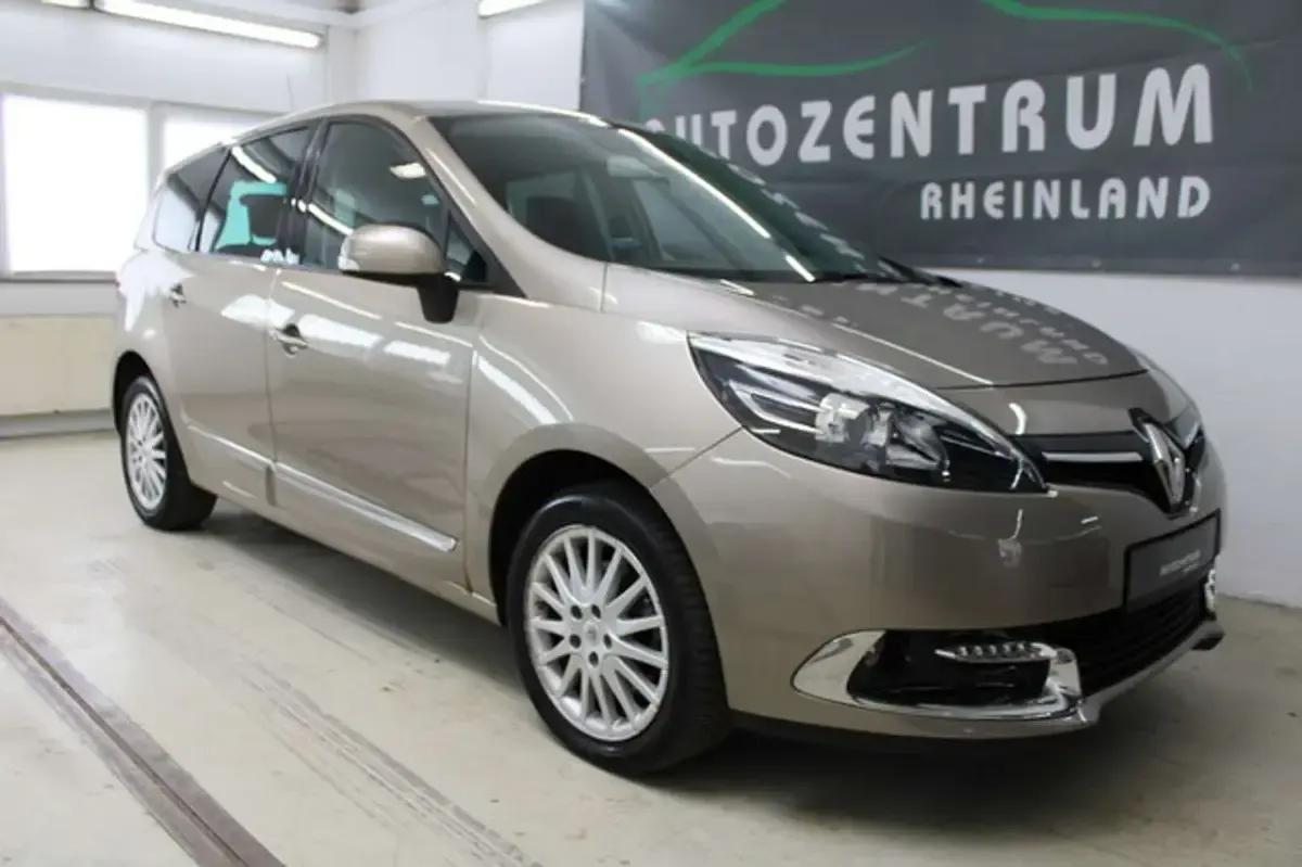 Gebraucht Renault Grand Scénic III 132 PS (97 kW) 2015 Beige Van / Kleinbus