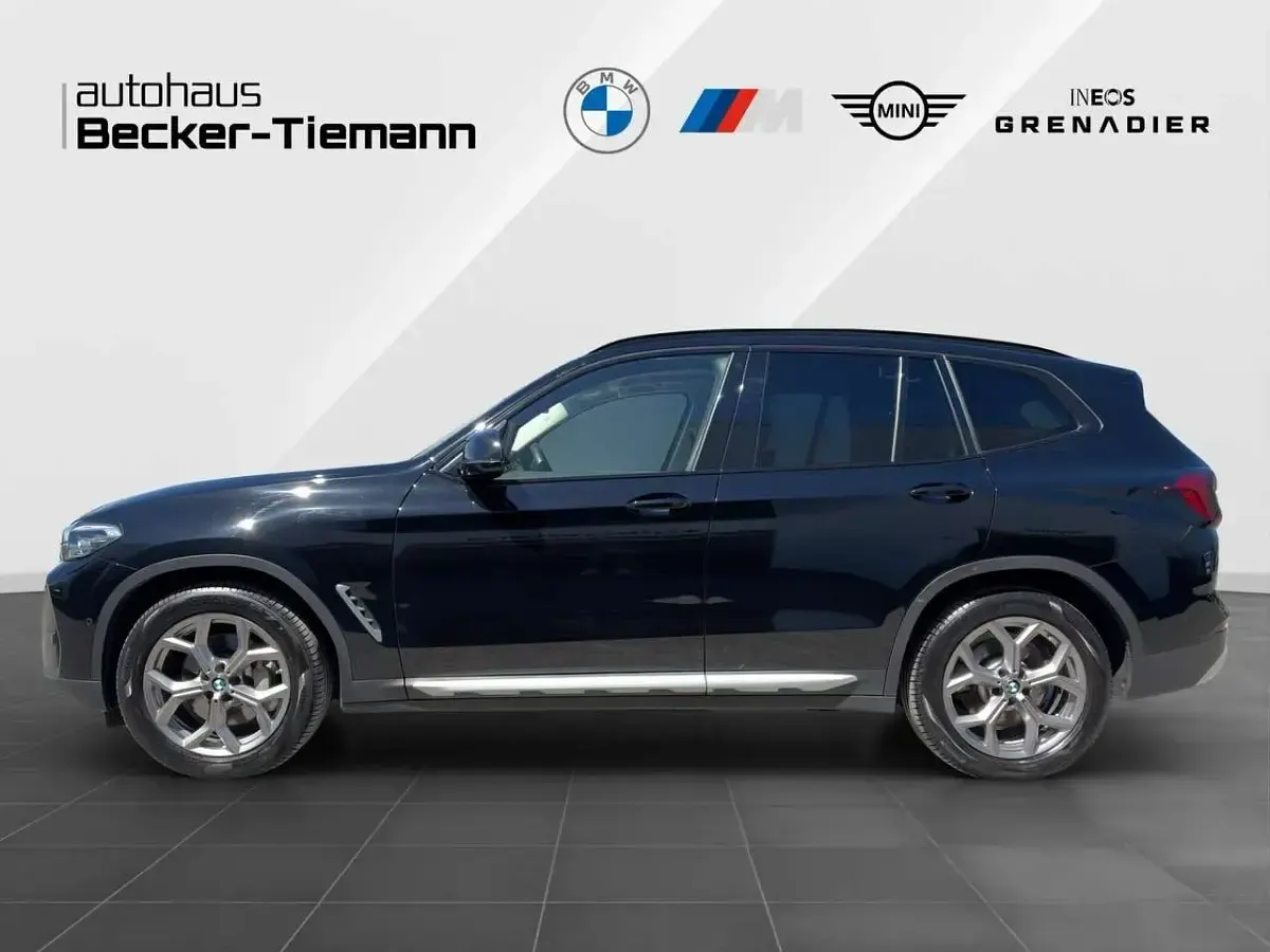 Gebraucht BMW X3 Sport Line 286 PS (210 kW) 2023 Schwarz ii SUV