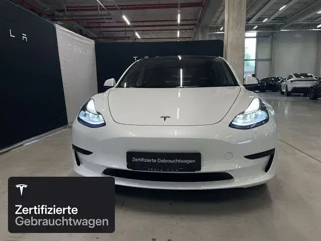 Occasion Tesla Model 3 RWD 286 kW (390 ch) 2022 Blanc Berline