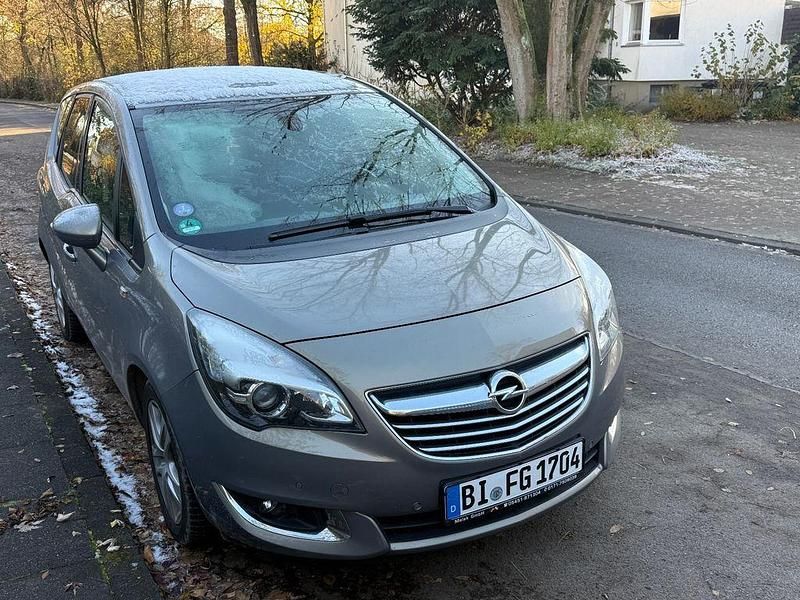 Beige Gebraucht 2015 Opel Meriva Innovation Van / Kleinbus | 8.750 € (Fairer Preis) - Bild 1/4