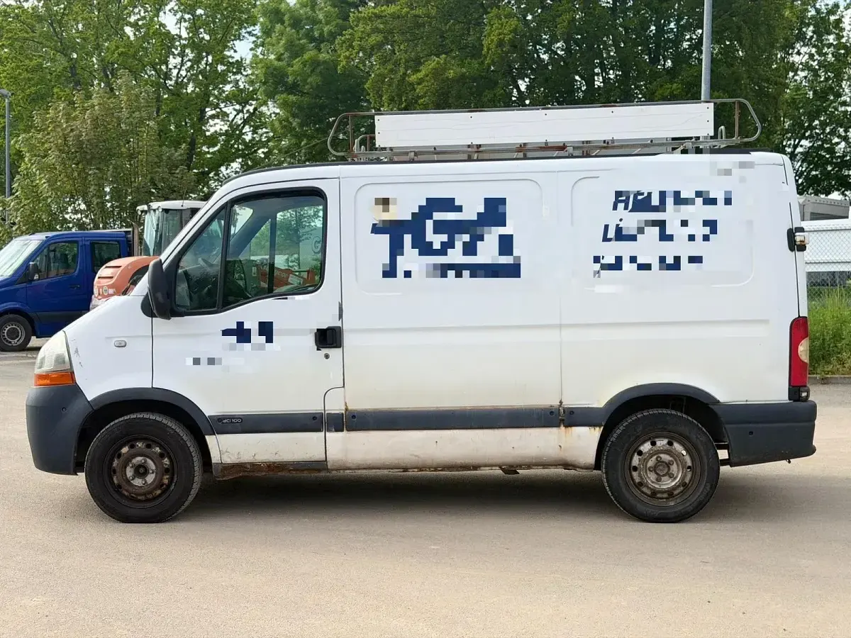 Używany Renault Master 100 KM (73 kW) 2005 Biały Minivan