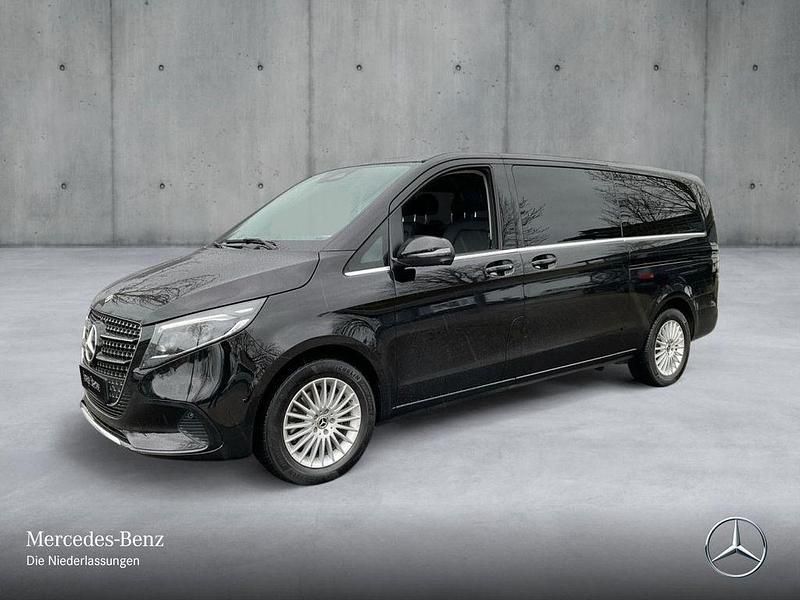 Gebraucht Mercedes V300 Avantgarde 237 PS (174 kW) 2025 Schwarz Van / Kleinbus