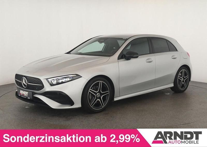 Iridiumsilber Gebraucht 2024 Mercedes A200 Premium Limousine | 30.284 € (Etwas zu teuer) - Bild 1/4
