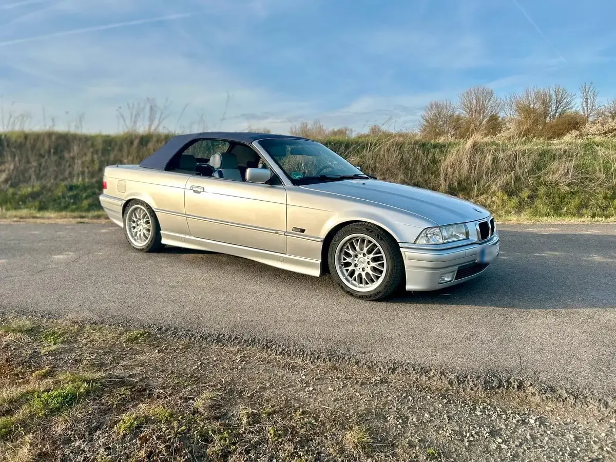 Gebraucht BMW 320 Cabriolet 150 PS (110 kW) 1996 Silber Cabrio