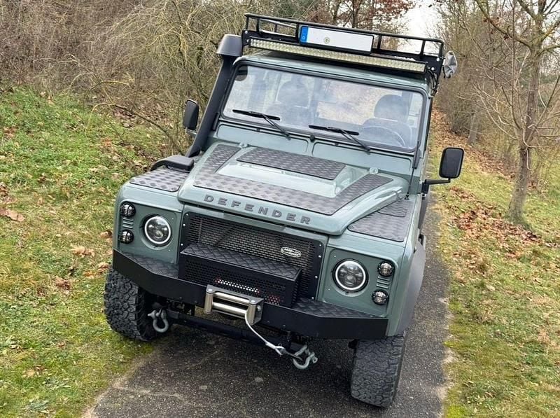 Gebraucht Land Rover Defender 122 PS (89 kW) 2007 Grün Cabrio