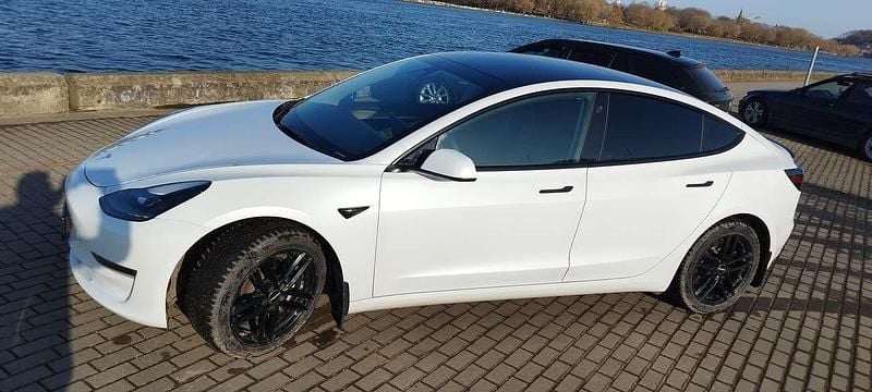 Gebraucht Tesla Model 3 366 kW (498 PS) 2021 Weiß Limousine