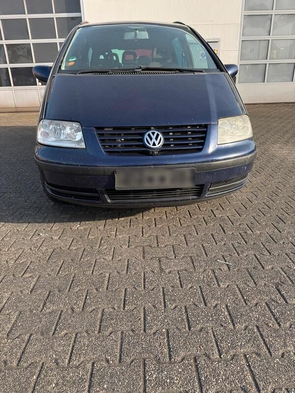 Blau Gebraucht 2002 VW Sharan Van / Kleinbus | 1.990 € (Fairer Preis) - Bild 1/4