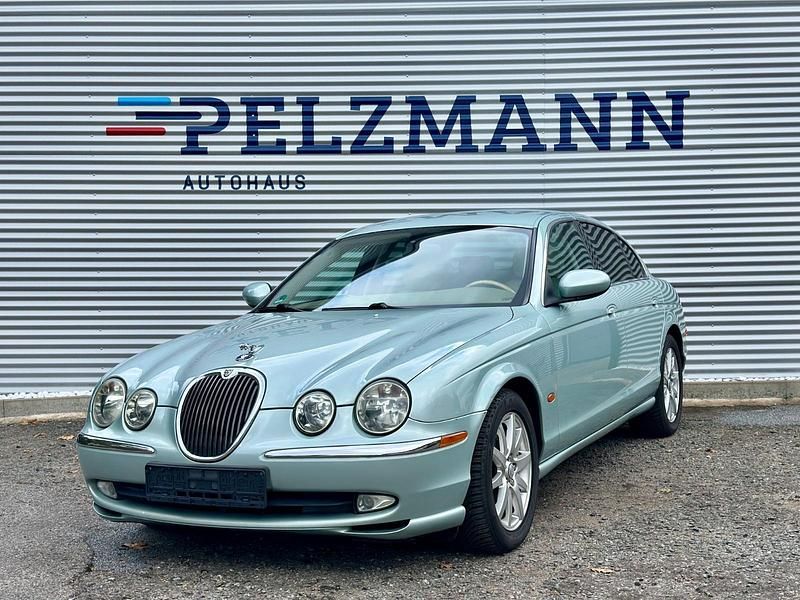 Silber Gebraucht 2002 Jaguar S-Type Executive Limousine | 4.990 € (Fairer Preis) - Bild 1/4