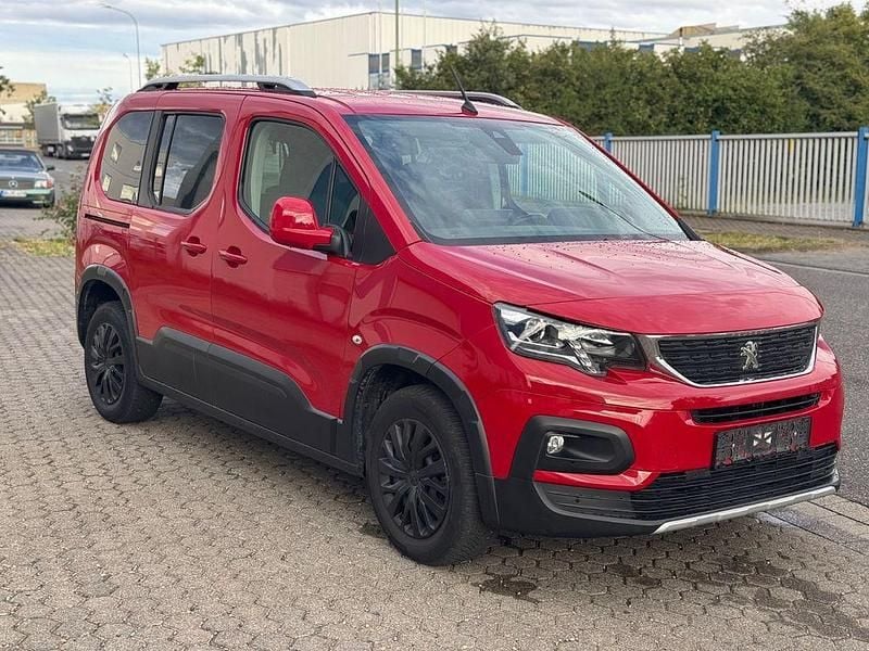 Gebraucht Peugeot Rifter Allure 110 PS (80 kW) 2019 Rot Van / Kleinbus