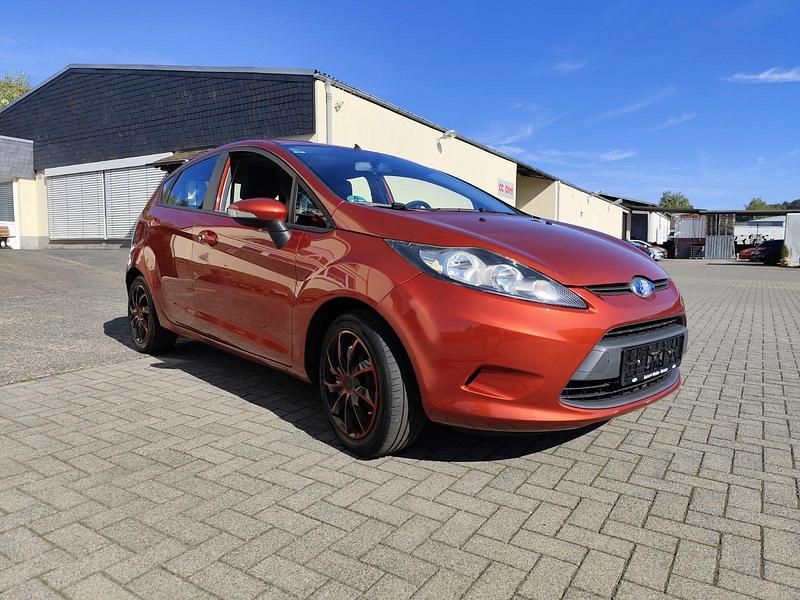 Gebraucht Ford Fiesta 60 PS (44 kW) 2009 Orange Kleinwagen