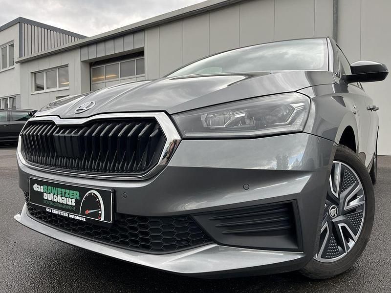 Grau Gebraucht 2024 Skoda Fabia Tour Limousine | 17.860 € (Guter Preis) - Bild 1/4