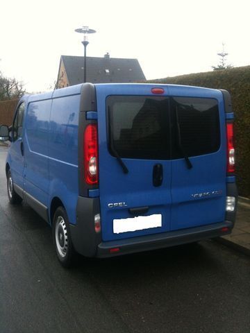 Używany Opel Vivaro 114 KM (83 kW) 2009 Niebieski Minivan
