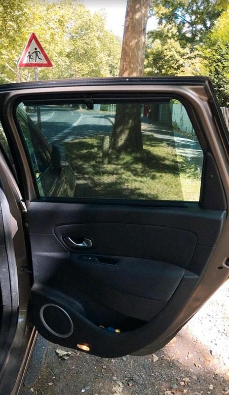 Gebraucht Renault Scénic III 110 PS (80 kW) 2010 Gold Van / Kleinbus