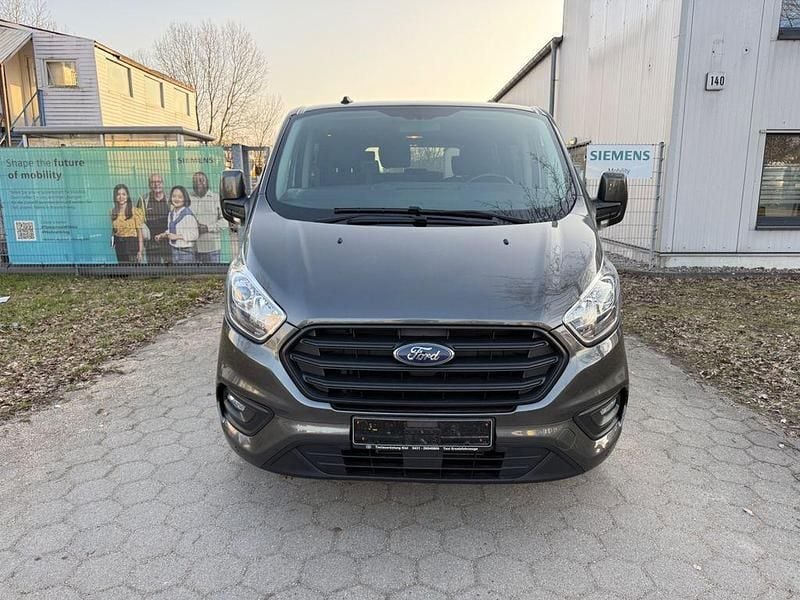 Gebraucht Ford Transit 131 PS (96 kW) 2022 Grau Van / Kleinbus