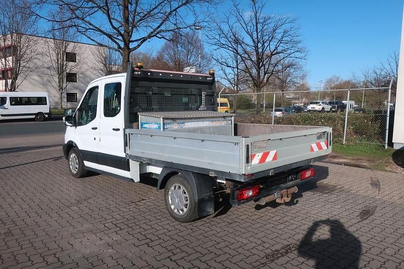 Gebraucht Ford Transit 131 PS (96 kW) 2018 Weiß