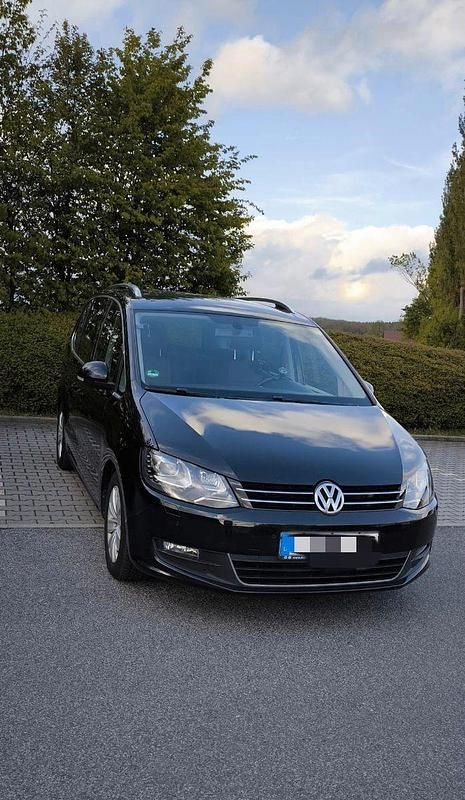 Schwarz Gebraucht 2012 VW Sharan Trendline Van / Kleinbus | 10.200 € (Fairer Preis) - Bild 1/4