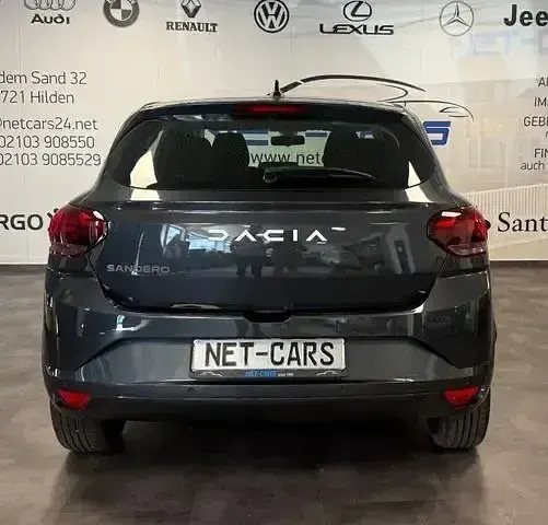 Gebraucht Dacia Sandero 91 PS (66 kW) 2023 Grau Limousine