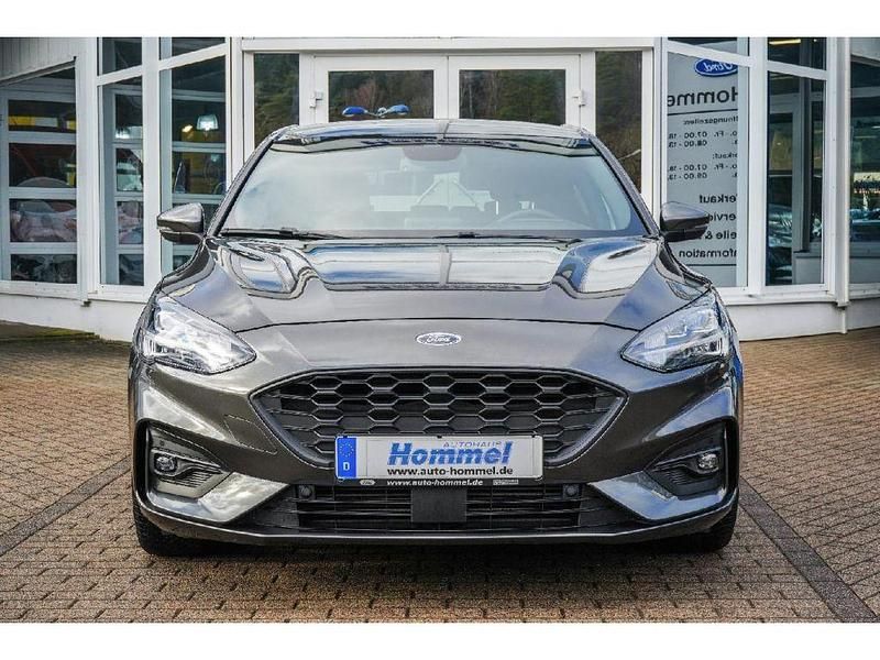 Gebraucht Ford Focus 125 PS (91 kW) 2021 Magneticgrau (metallic) (metallic) Limousine