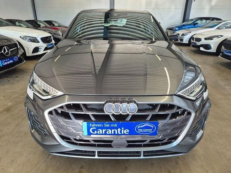 Gebraucht Audi A3 Comfort 152 PS (111 kW) 2025 Andere Limousine