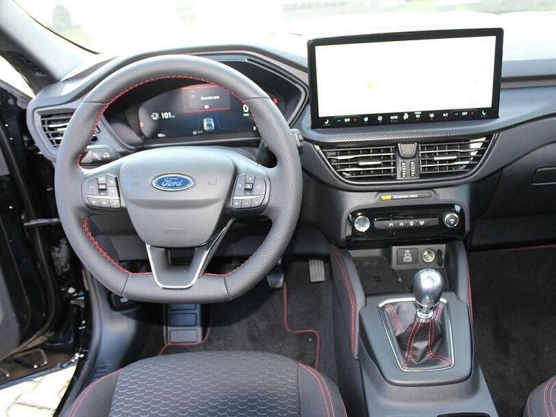 Gebraucht Ford Kuga ST-Line 150 PS (110 kW) 2024 Schwarz SUV