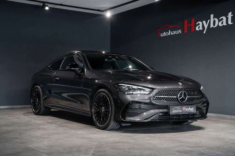 Grau Gebraucht 2024 Mercedes CLE450 AMG Line Premium Coupé | 61.850 € - Bild 1/3