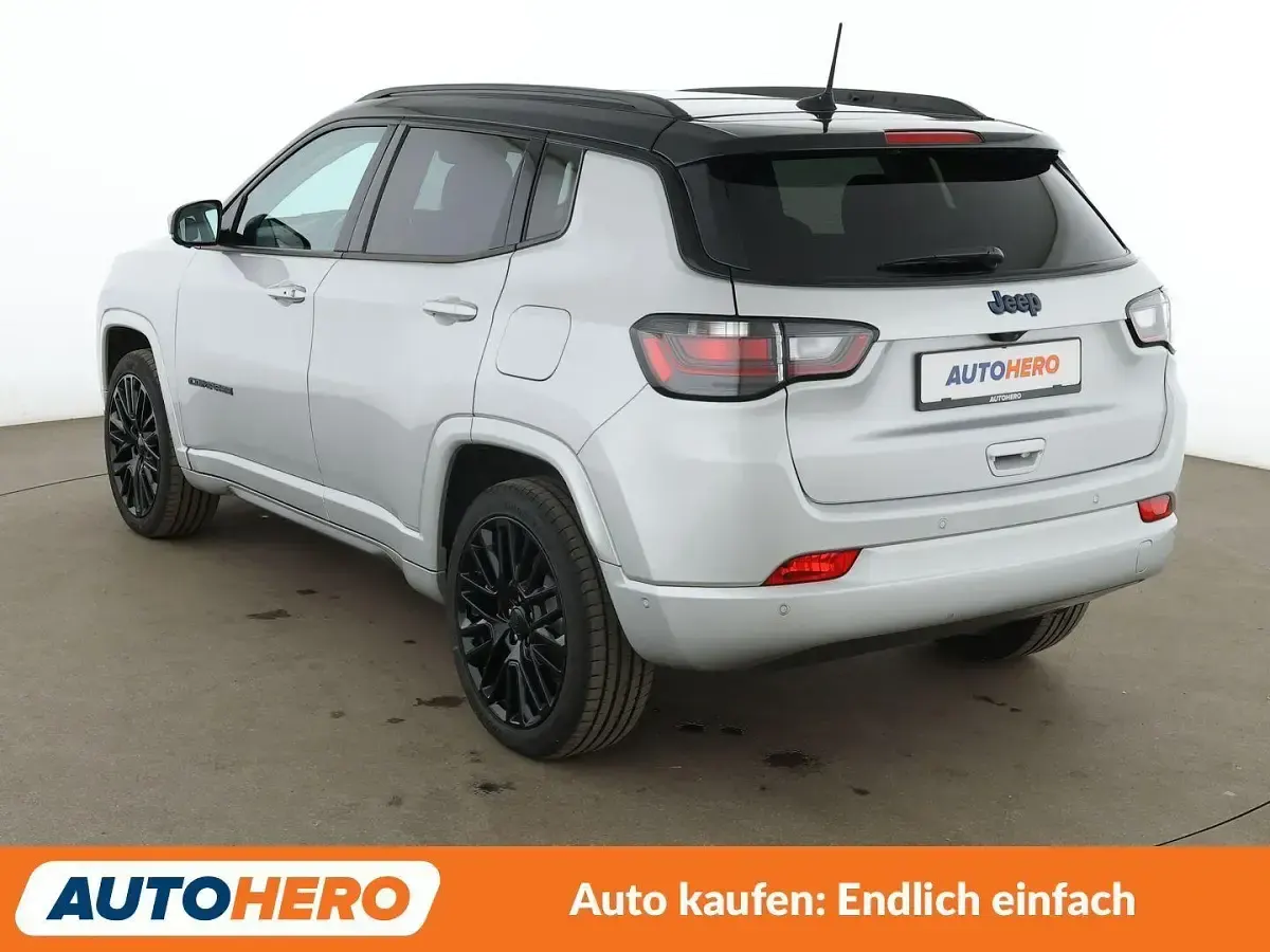 Gebraucht Jeep Compass 241 PS (177 kW) 2022 Grau SUV