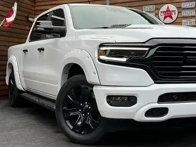 Second-hand Dodge Ram 401 CP (294 kW) 2023 Alb Pickup