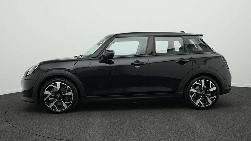 Gebraucht Mini Cooper S Classic 204 PS (150 kW) 2024 Schwarz Kleinwagen