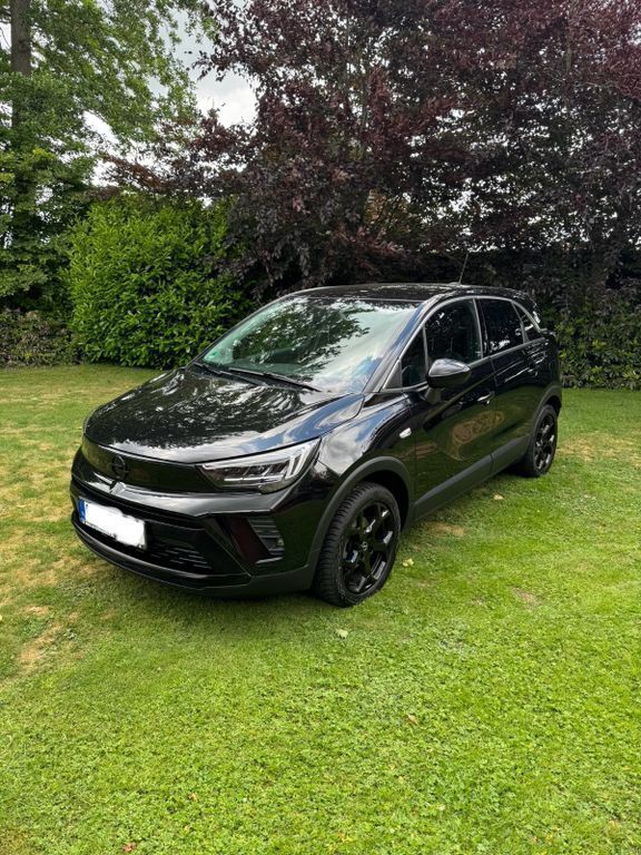 Schwarz Gebraucht 2022 Opel Crossland GS Line SUV | 14.499 € (Superpreis) - Bild 1/2