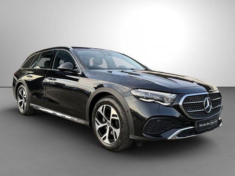 Gebraucht Mercedes E220 All-Terrain Avantgarde 197 PS (144 kW) 2025 Schwarz Kombi