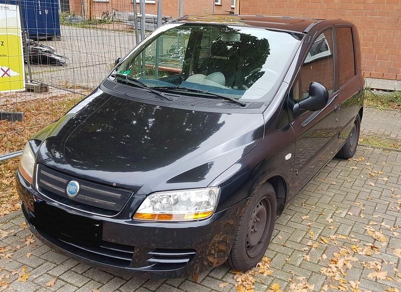 Gebraucht Fiat Multipla Active 116 PS (85 kW) 2005 Schwarz Van / Kleinbus
