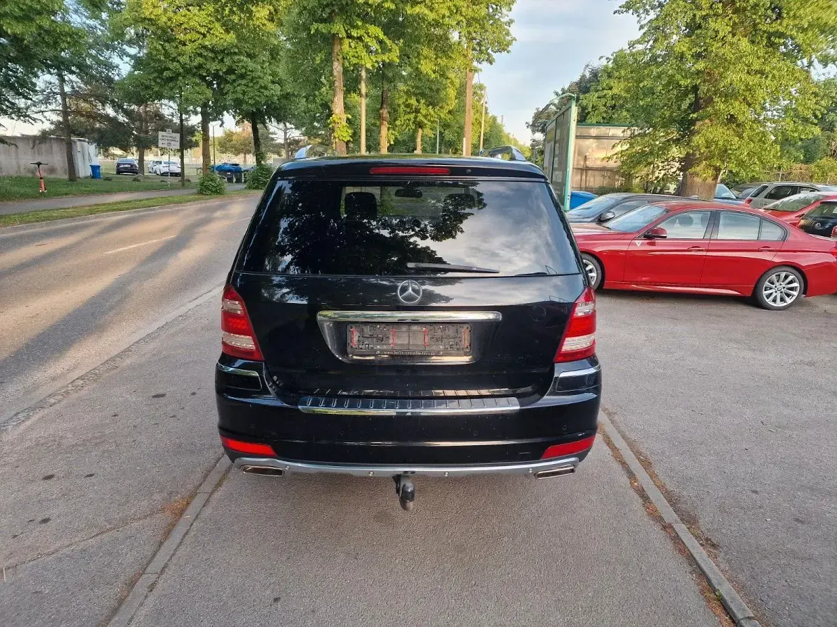 Gebraucht Mercedes GL350 AMG 211 PS (155 kW) 2010 Schwarz SUV