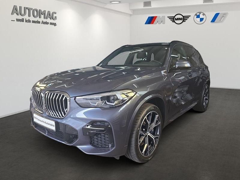 Arktikgrau brillanteffekt Gebraucht 2021 BMW X5 Performance SUV | 59.990 € (Fairer Preis) - Bild 1/4