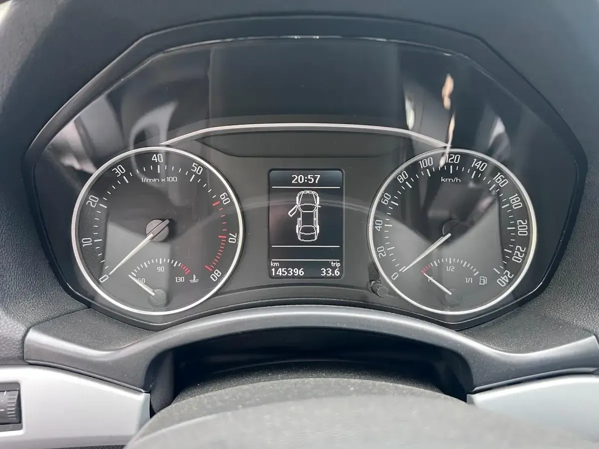 Gebraucht Skoda Octavia 2010 Grau Kombi